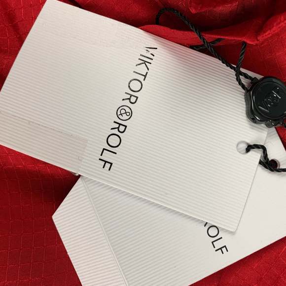 VIKTOR & ROLF Red Silk Textured Button Up Shirt - Picture 6 of 7